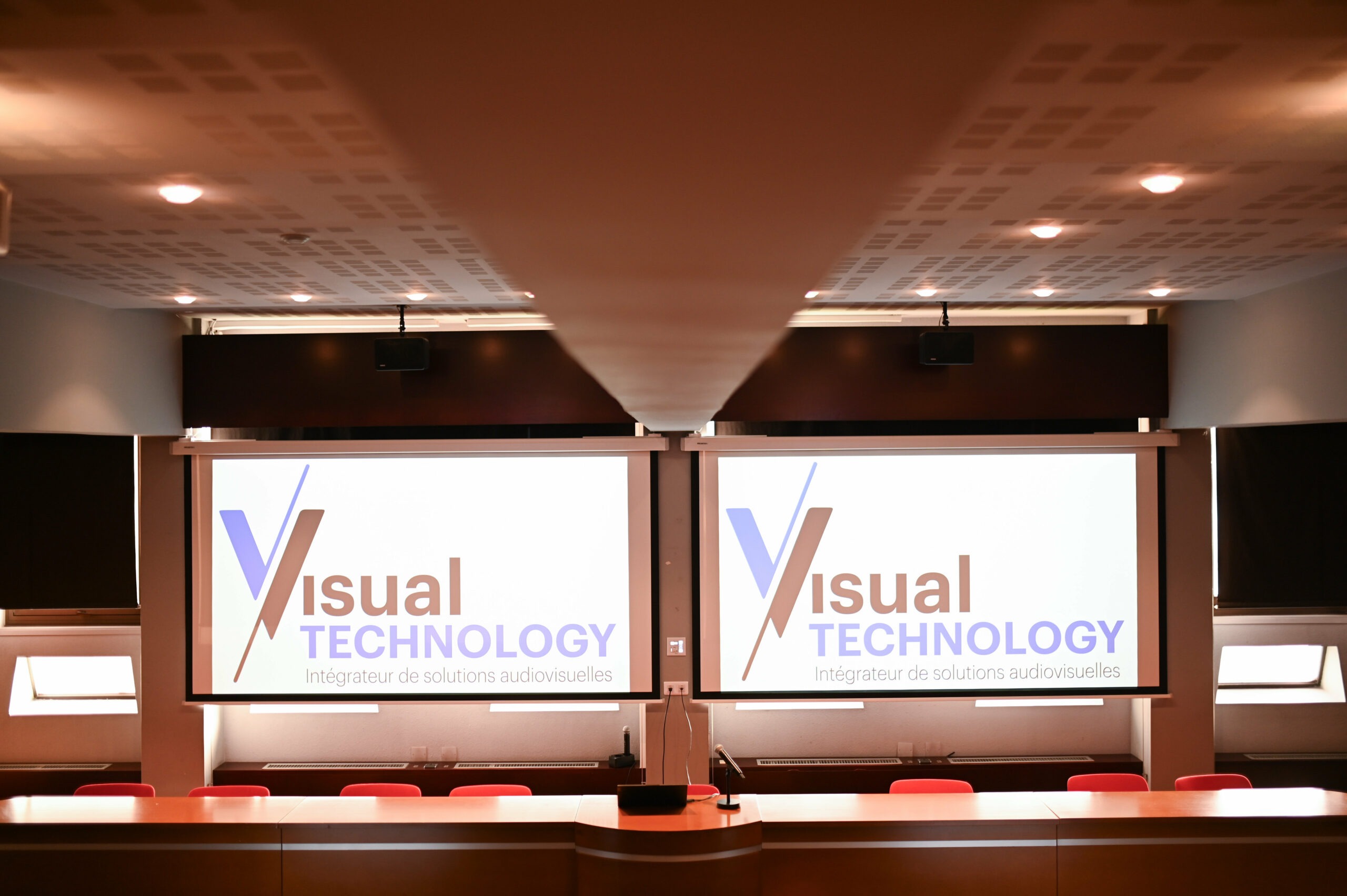 Salle de conférence hybrides